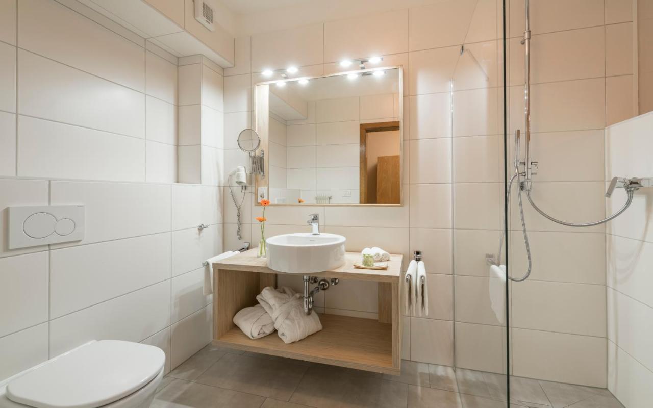 Hotel Bamboo Coldrano Exteriör bild